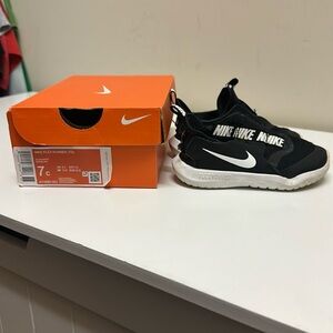 Nike flex runner 7c